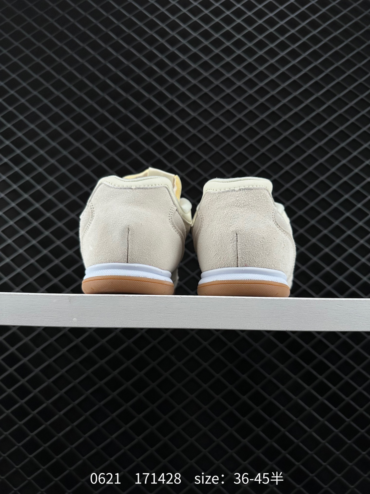 New Balance NB URC42EA